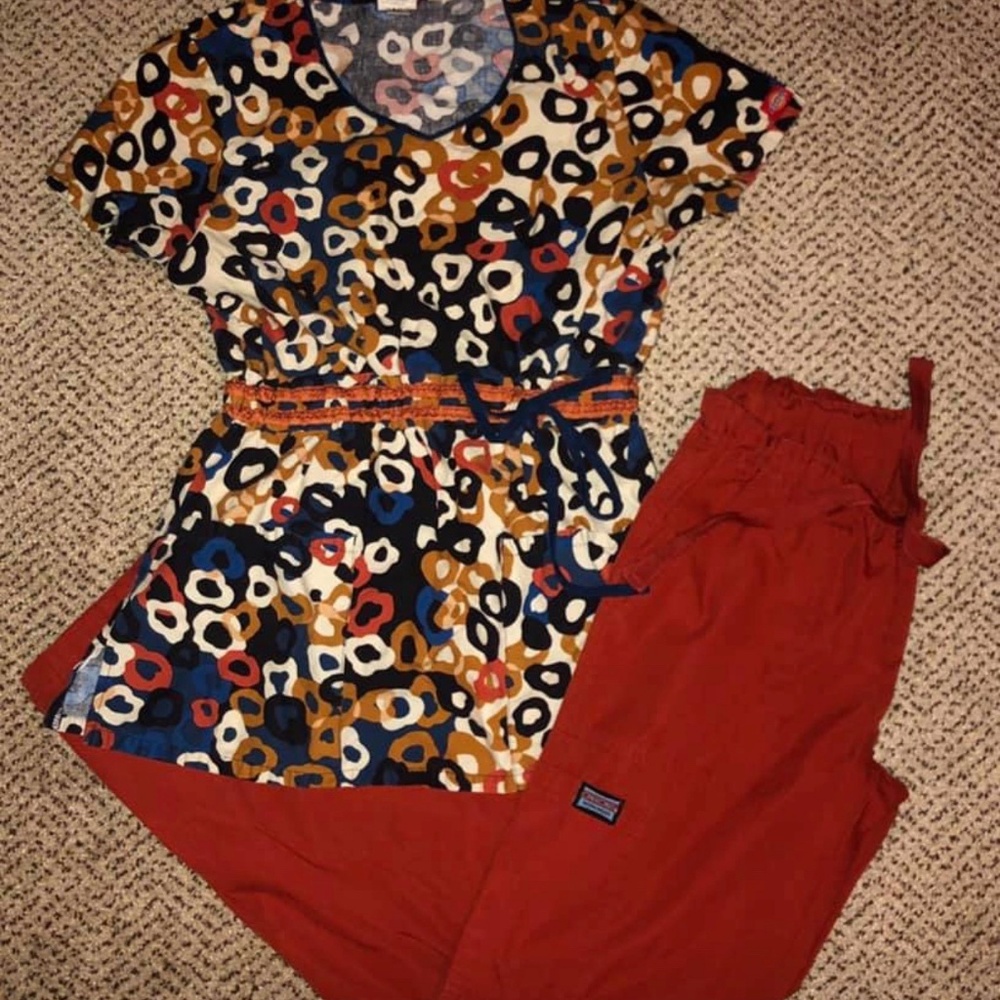 XS scrub set